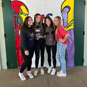 Meet your Posher, Macy